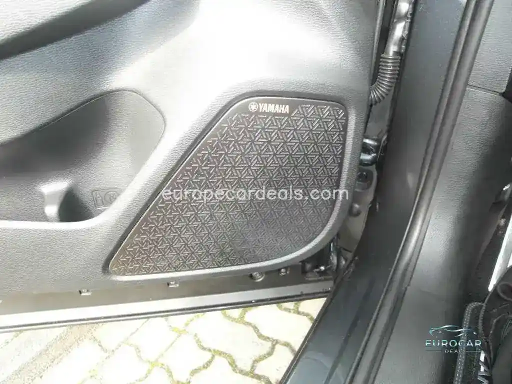Mitsubishi Plug-in Hybrid Outlander
