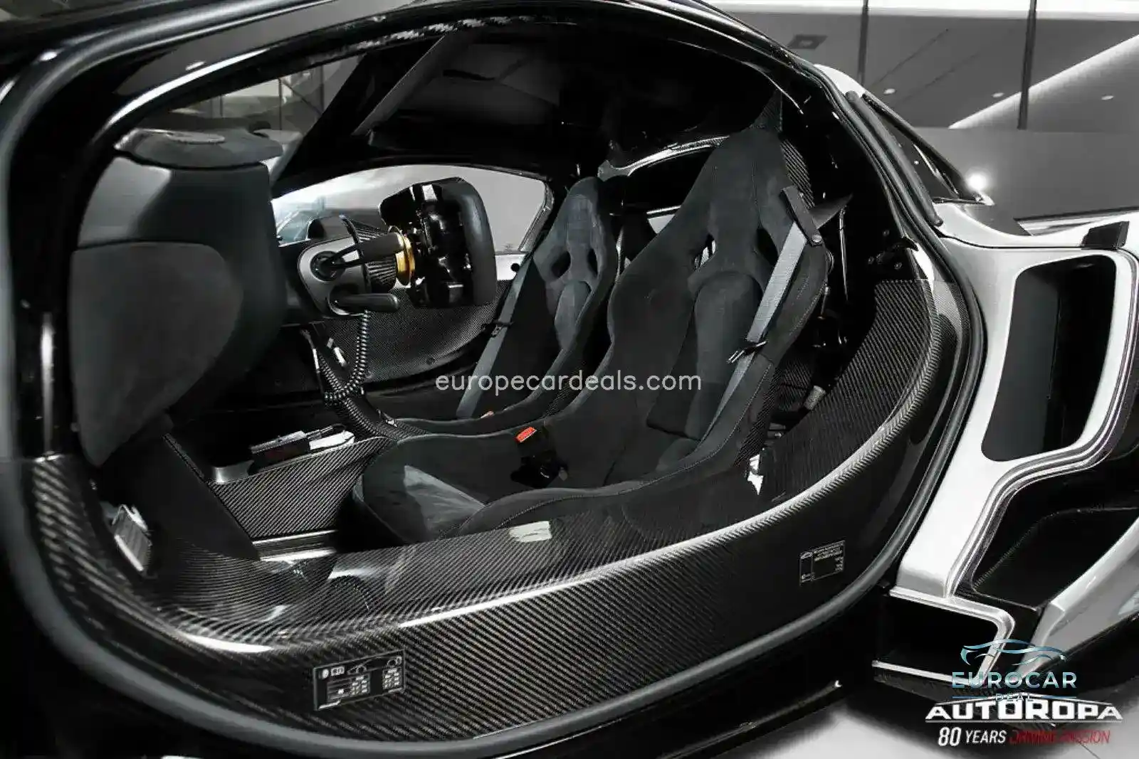 McLaren P1