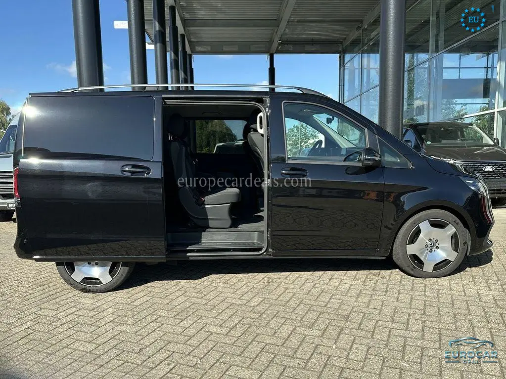 Mercedes-Benz V 220