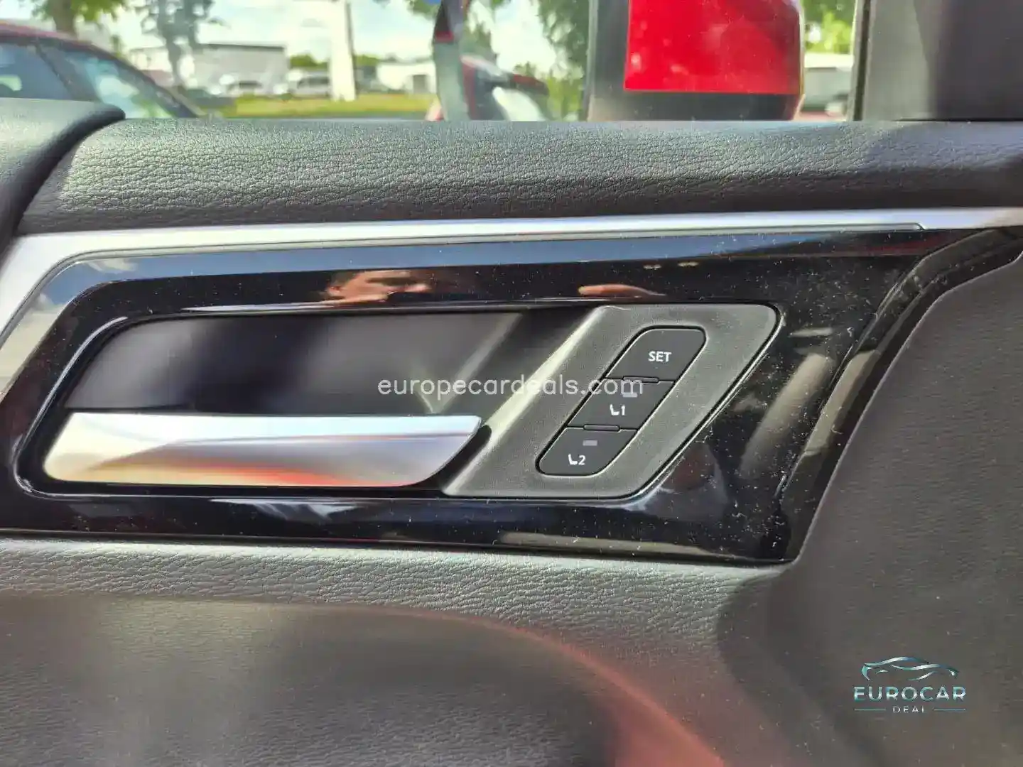 Mitsubishi Plug-in Hybrid Outlander