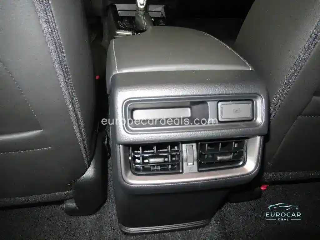 Double Cab 4WD Autm. LSE (MJ24)