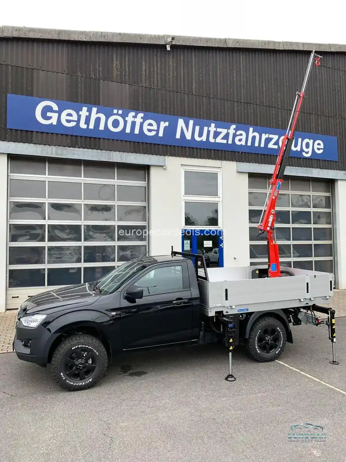 Single Cab 4×4 L + Kran +Pritsche