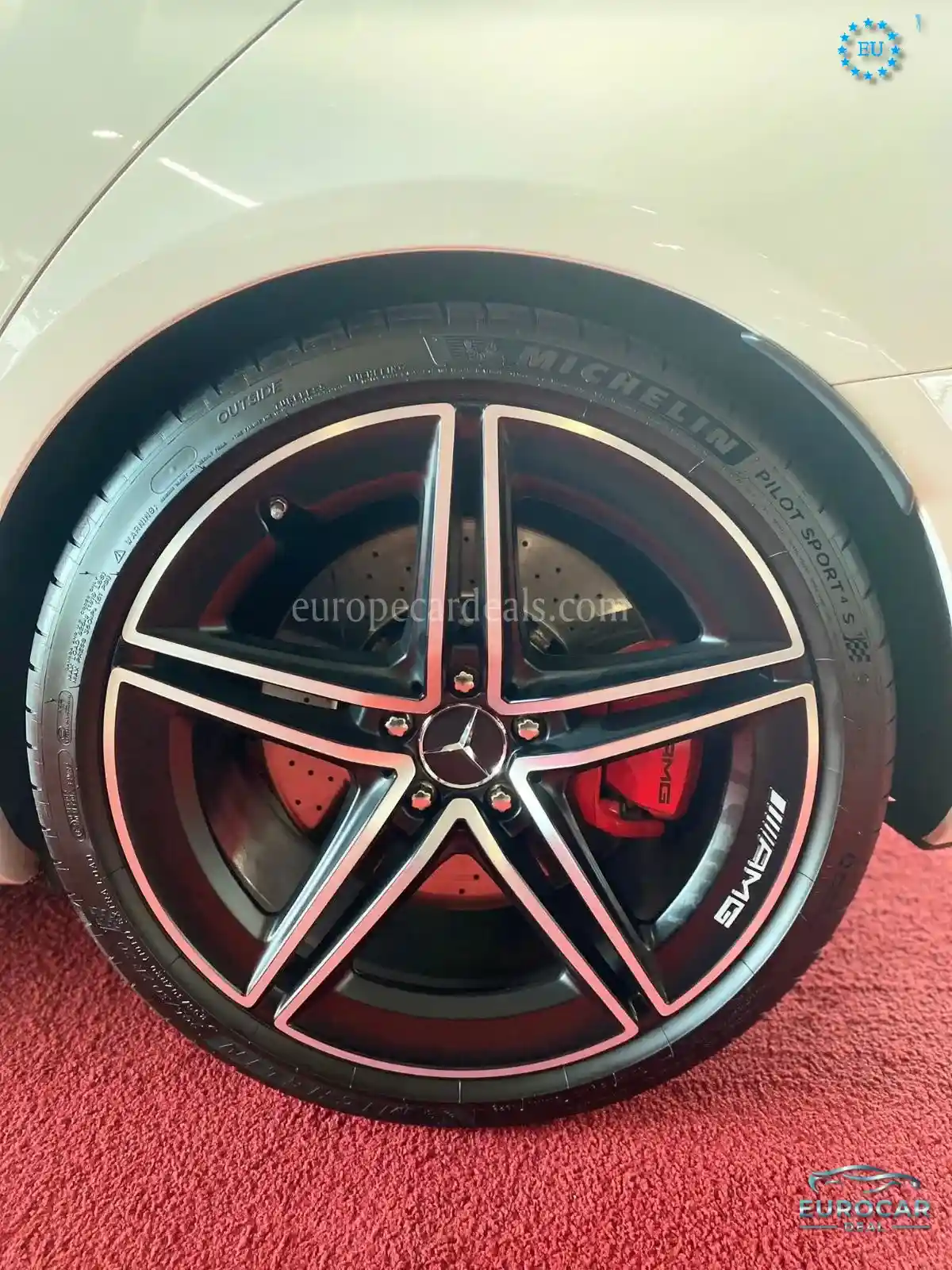 Mercedes-Benz E 63 AMG