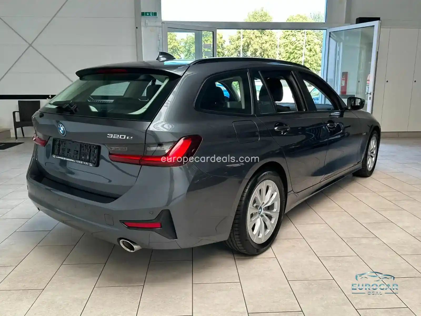 BMW 320
