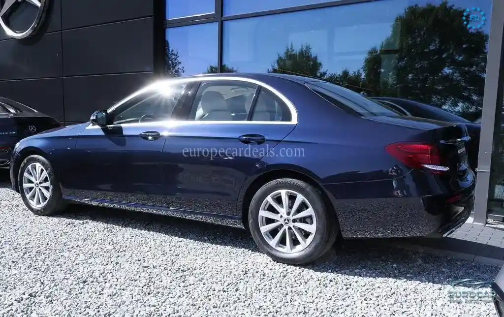 Mercedes-Benz E 200