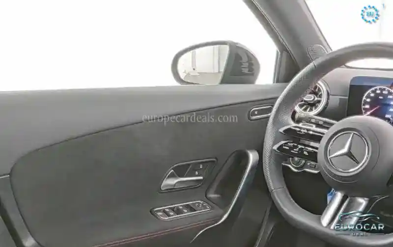 Mercedes-Benz A 220