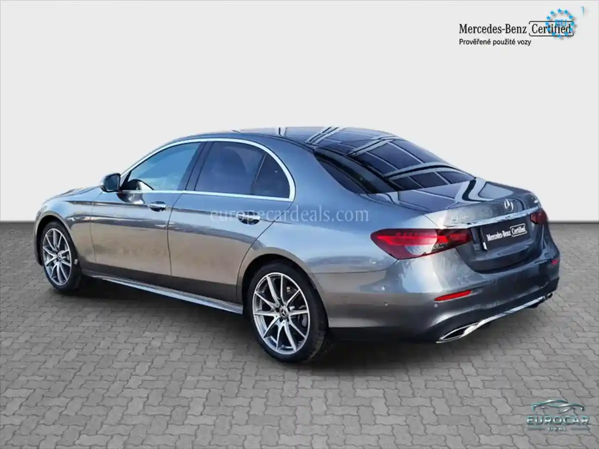 Mercedes-Benz E 300