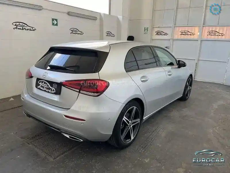 Mercedes-Benz A 180