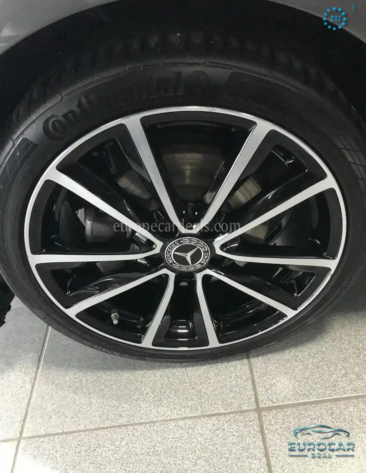 Mercedes-Benz B 220