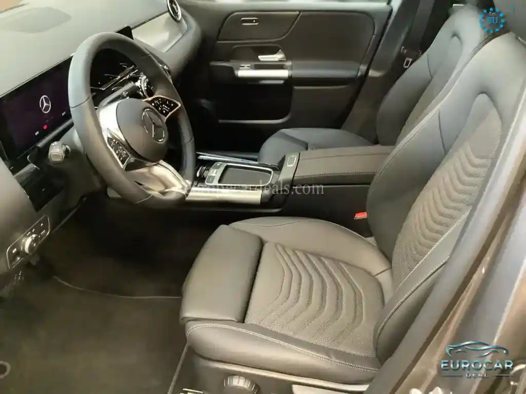 Mercedes-Benz B 220