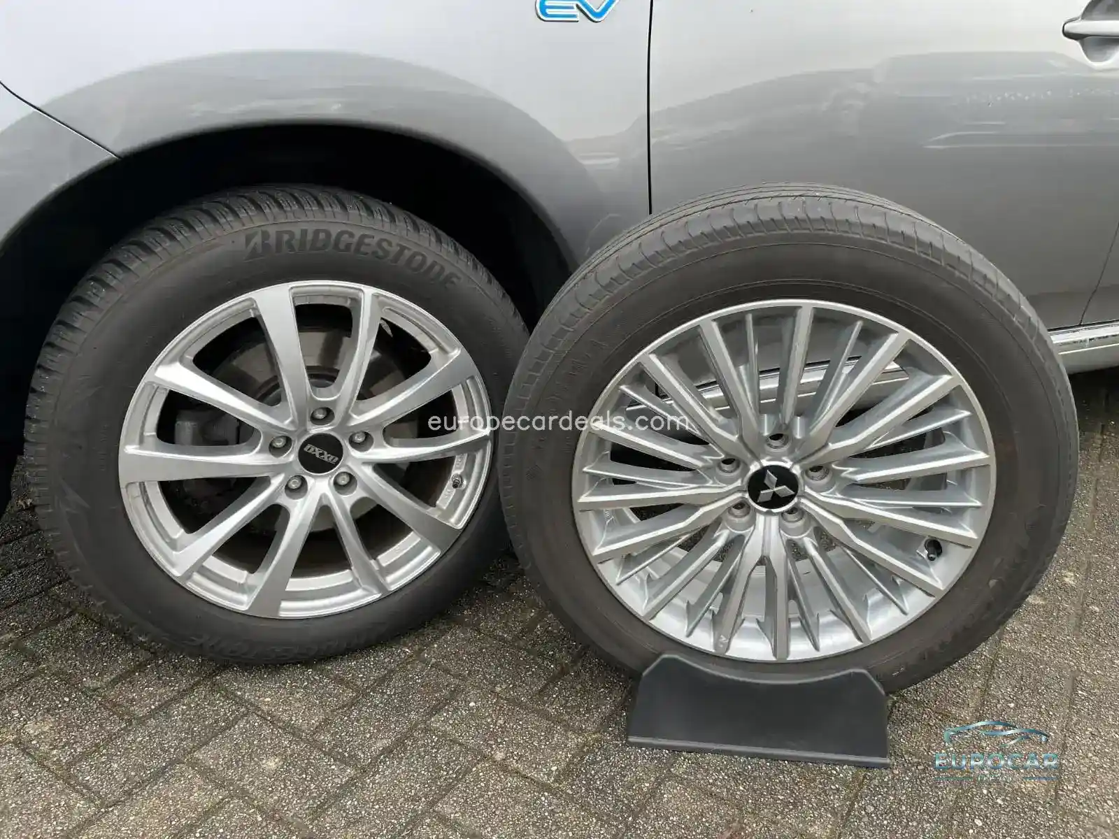 Mitsubishi Plug-in Hybrid Outlander