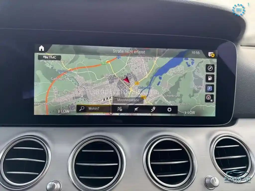Mercedes-Benz E 220