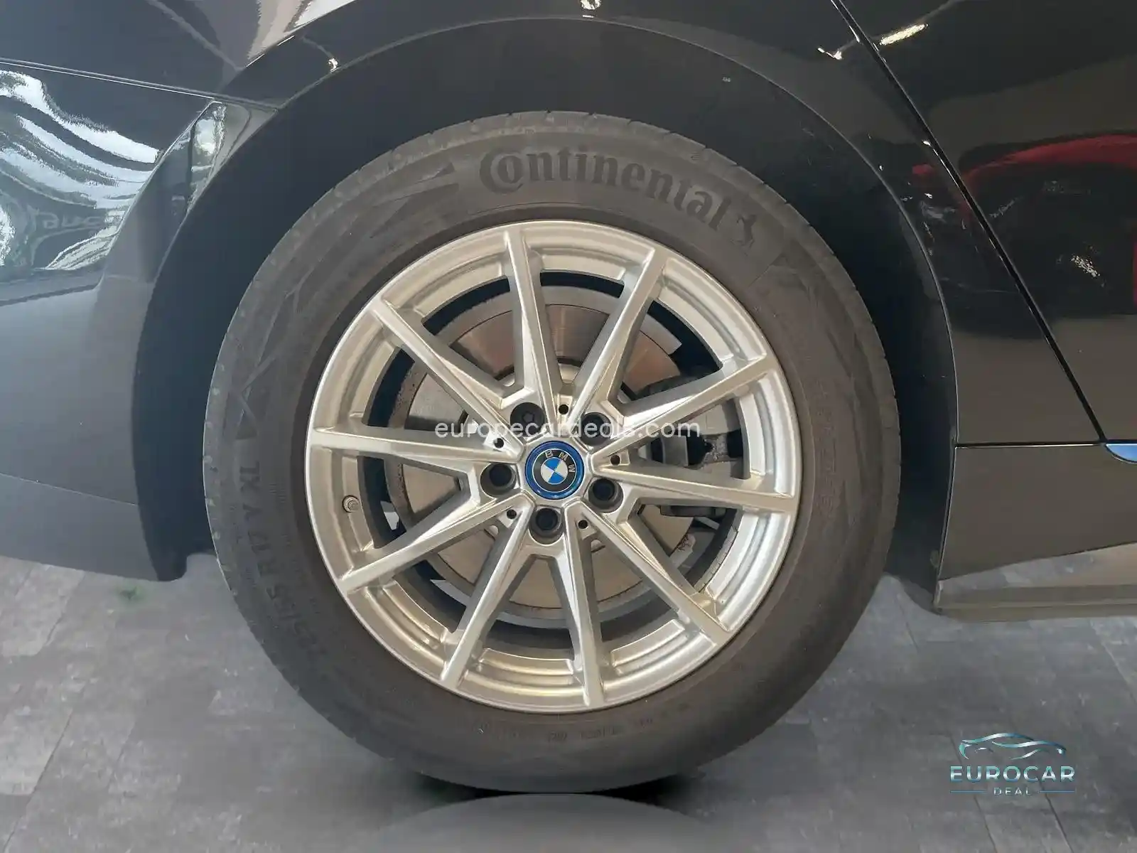BMW i4