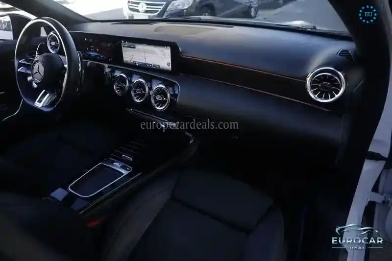Mercedes-Benz A 35 AMG