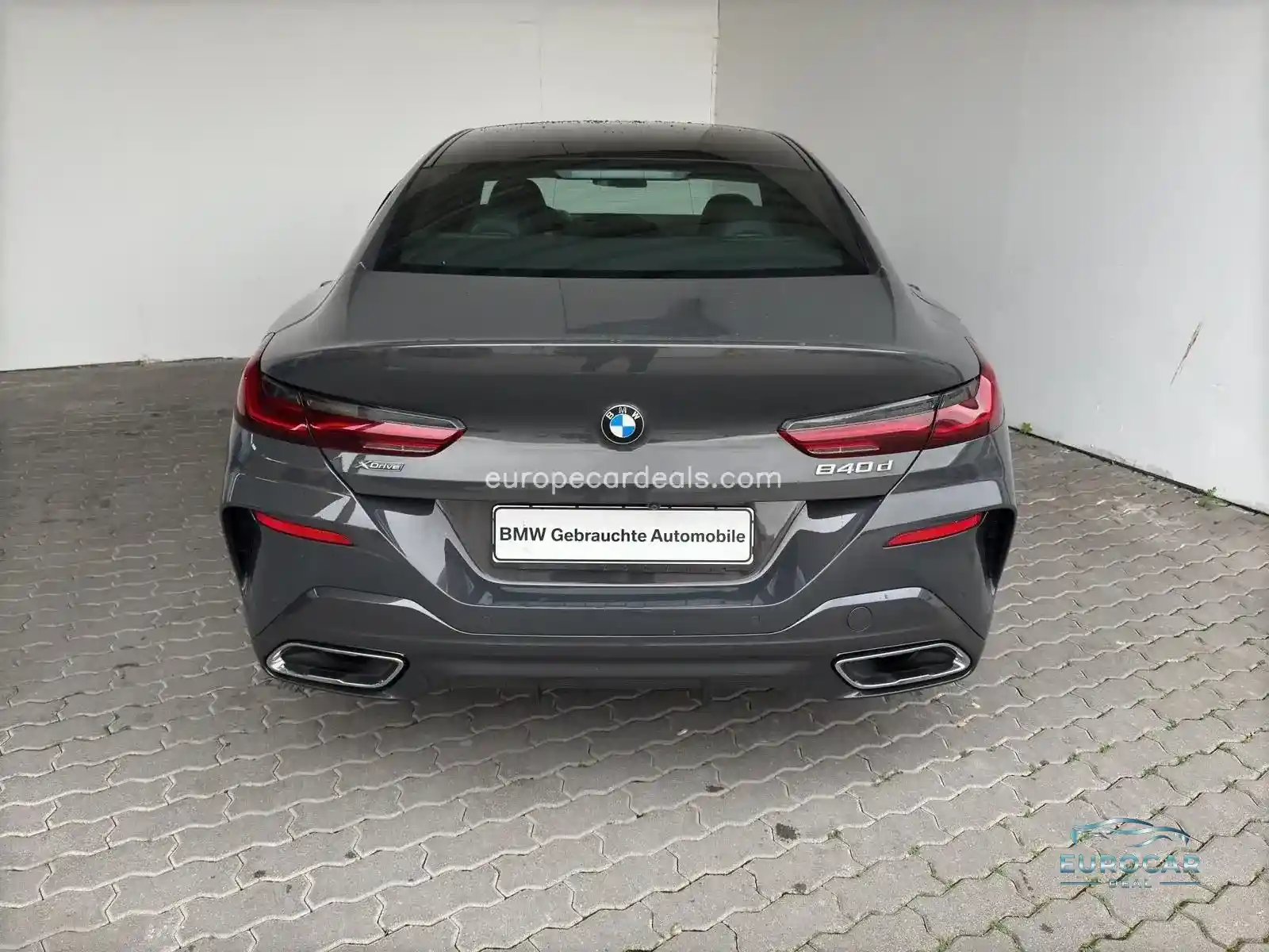 BMW 840