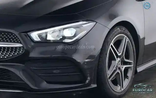 Mercedes-Benz CLA 200 Shooting Brake