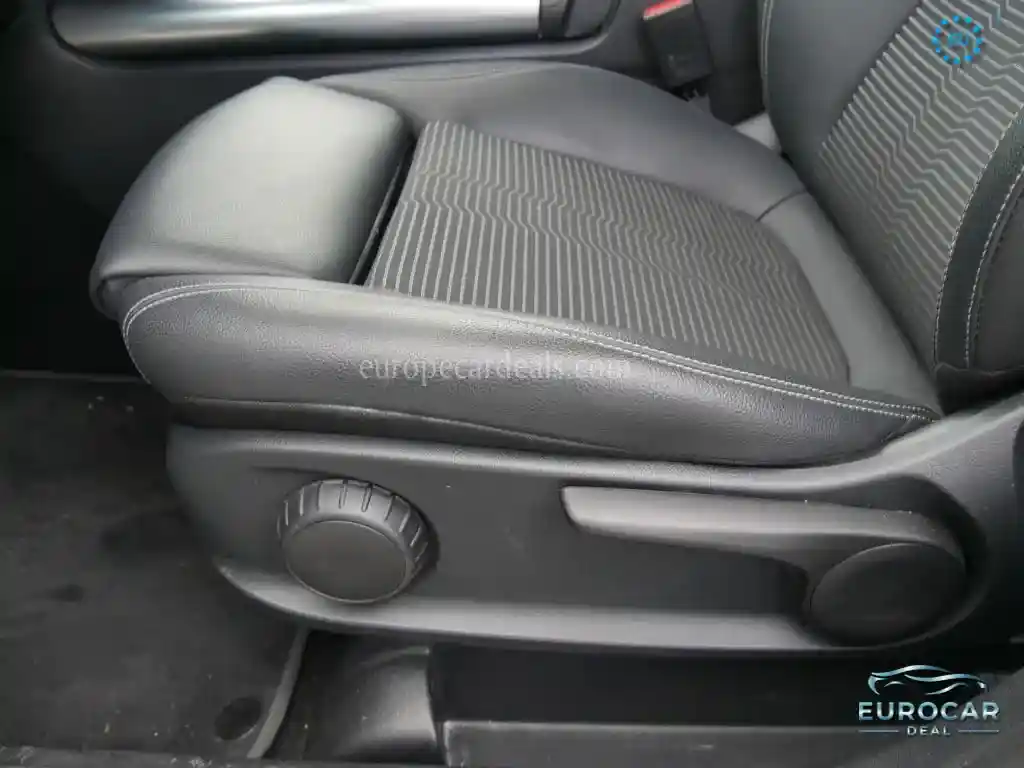 Mercedes-Benz B 220