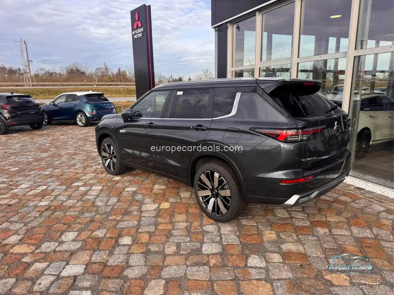 Mitsubishi Plug-in Hybrid Outlander