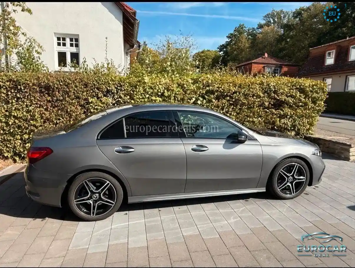 Mercedes-Benz A 220