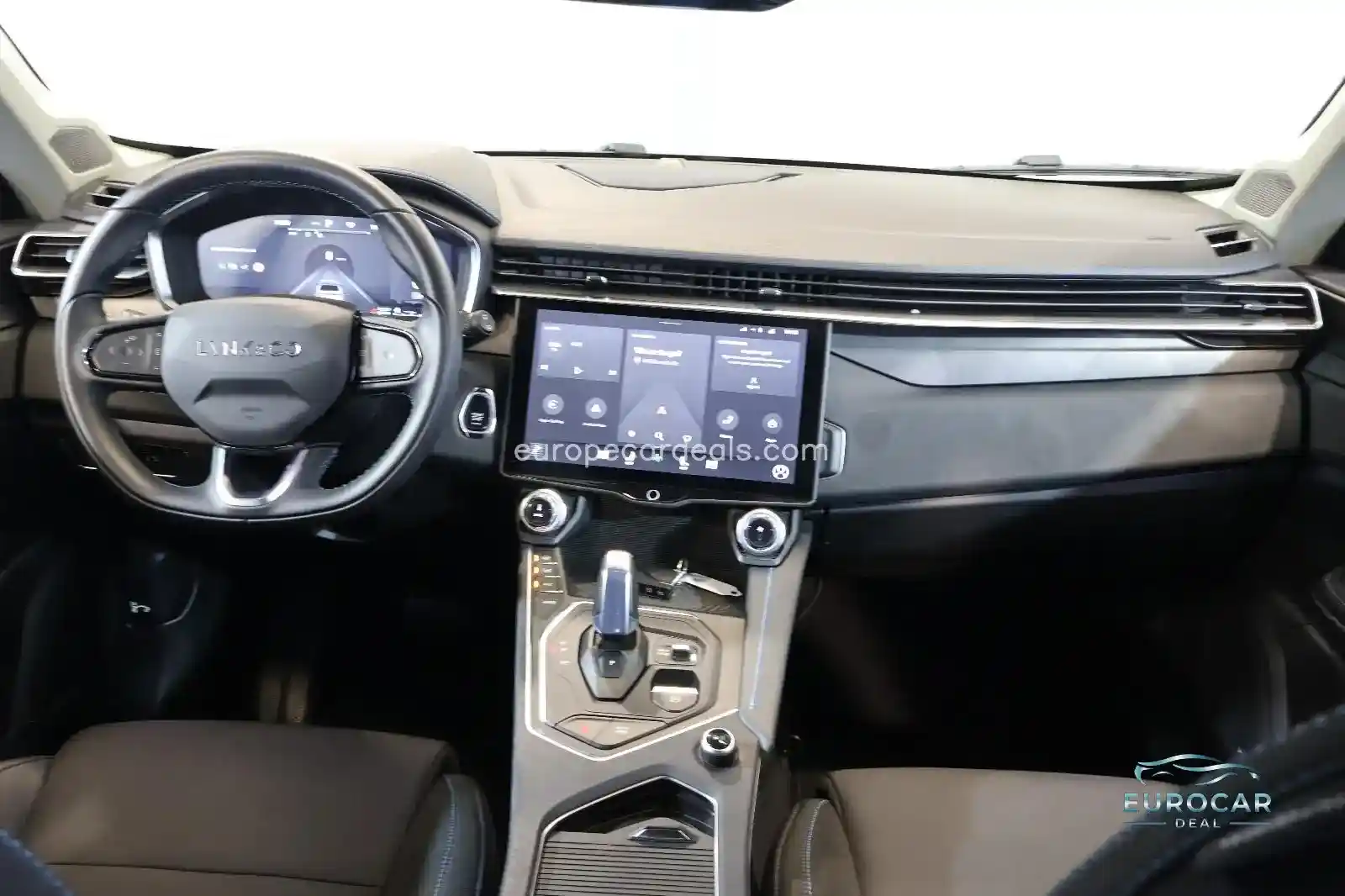Lynk&Co 01