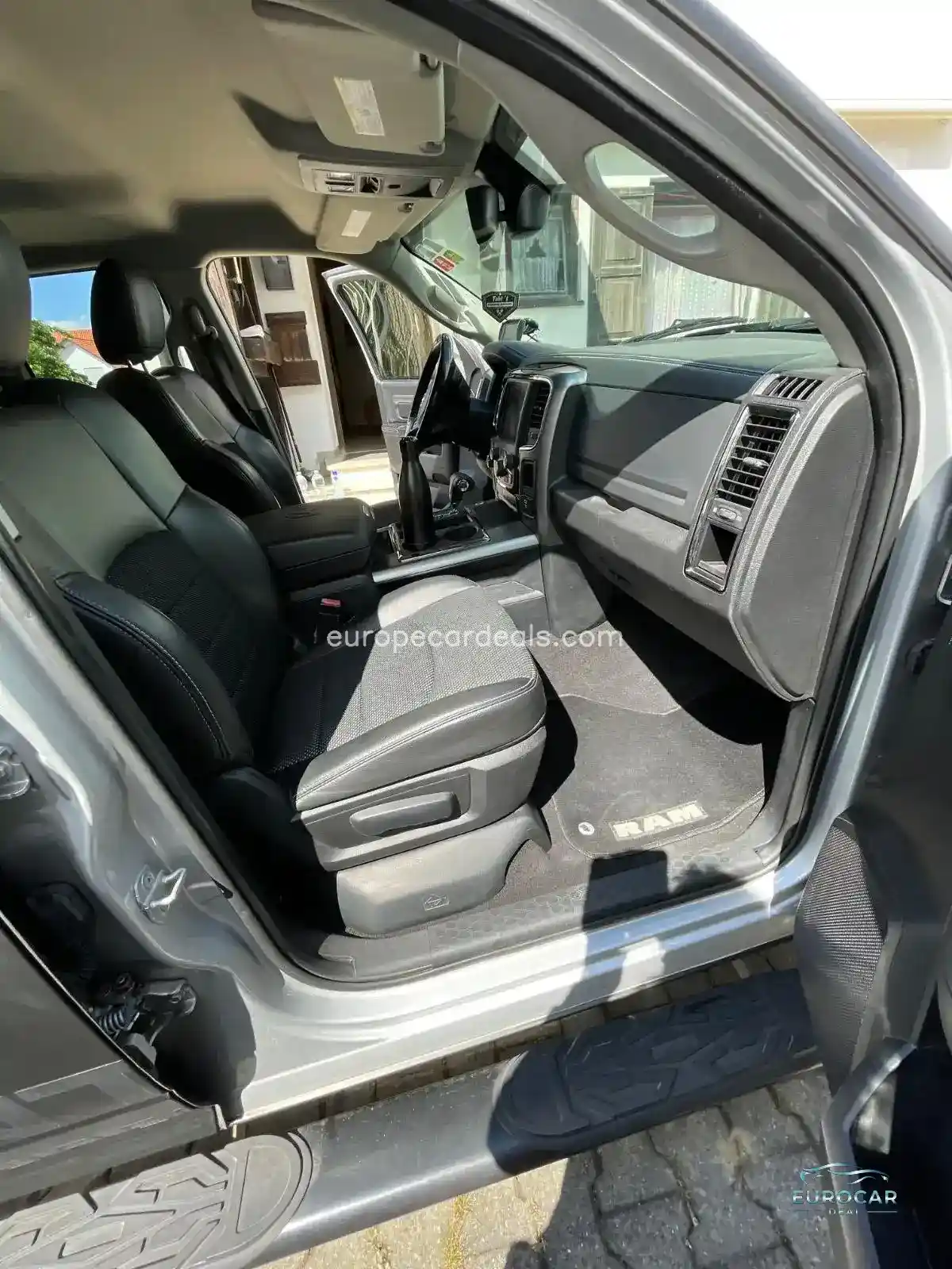 Dodge RAM