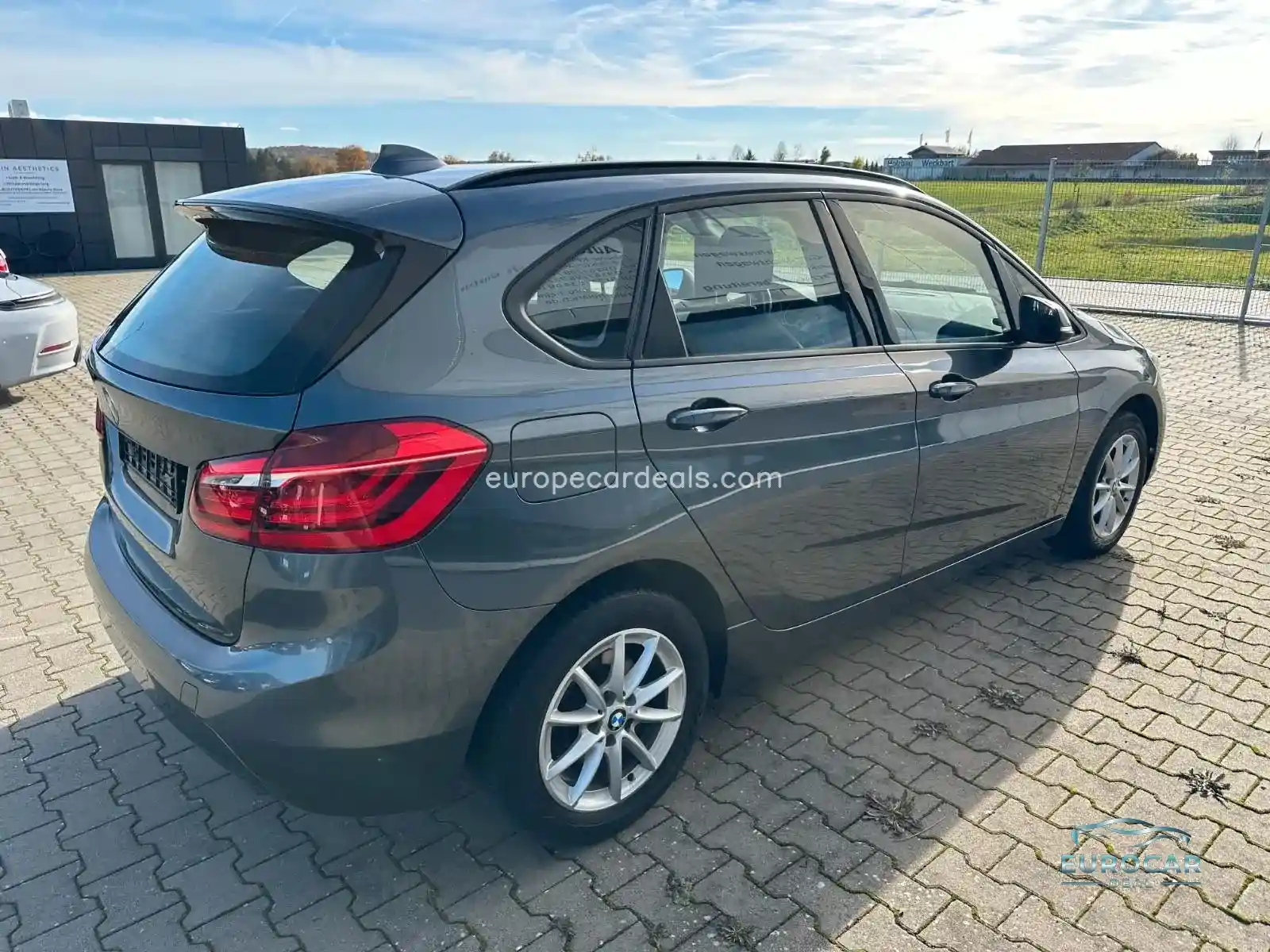 BMW 218