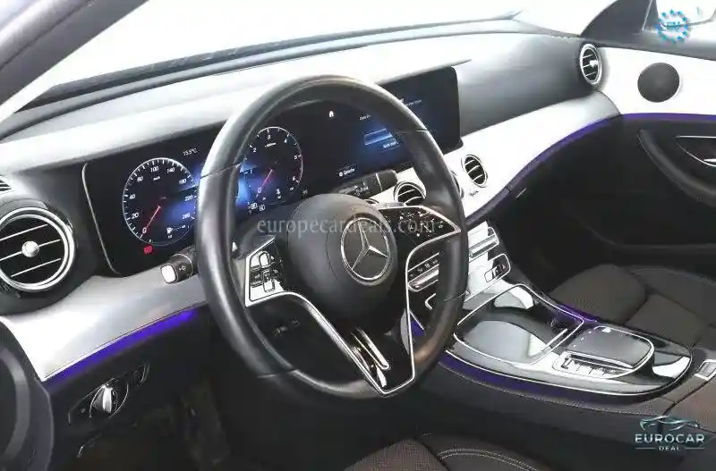 Mercedes-Benz E 220