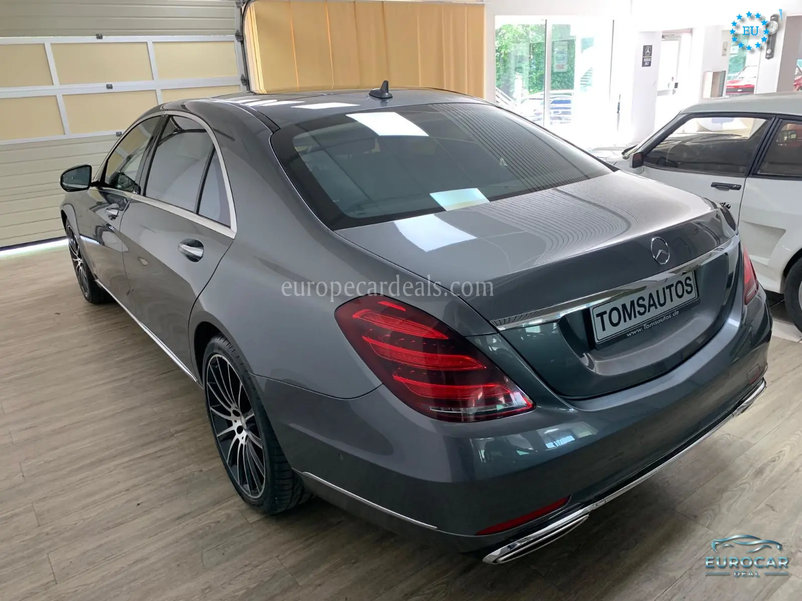 Mercedes-Benz S 560