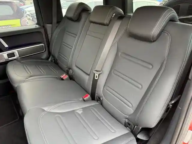 Mercedes-Benz G 500