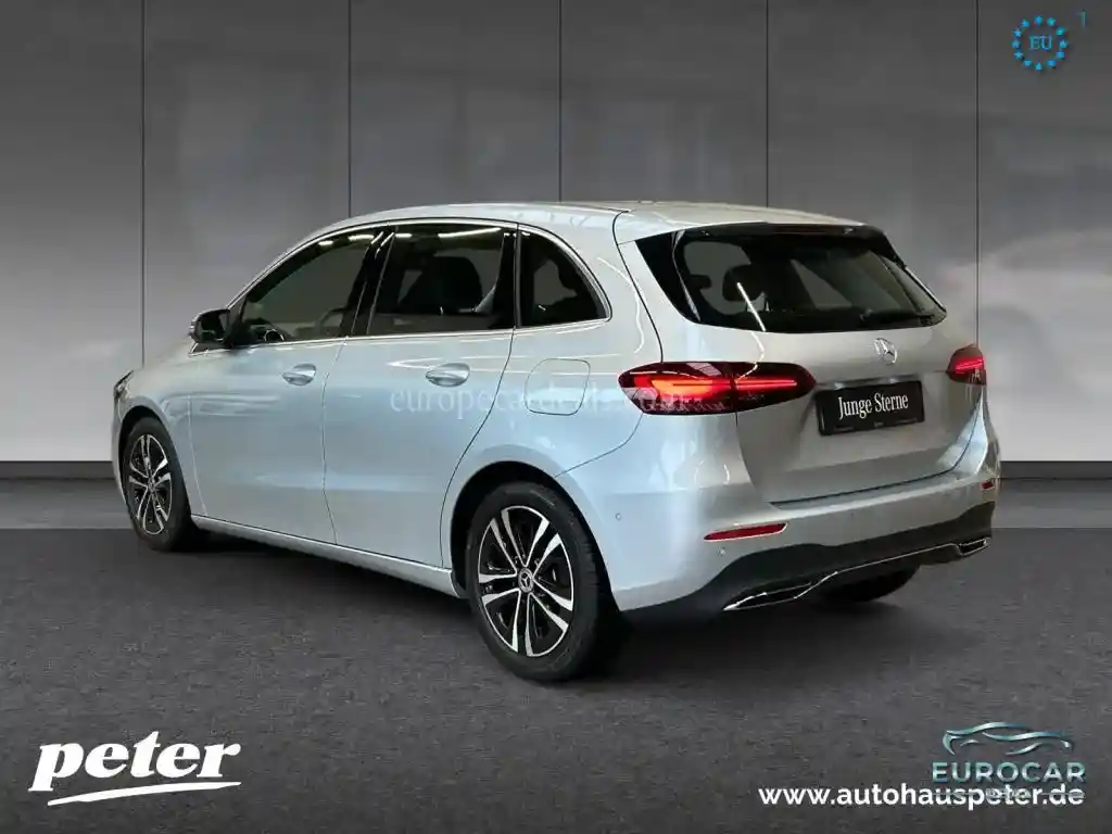 Mercedes-Benz B 200