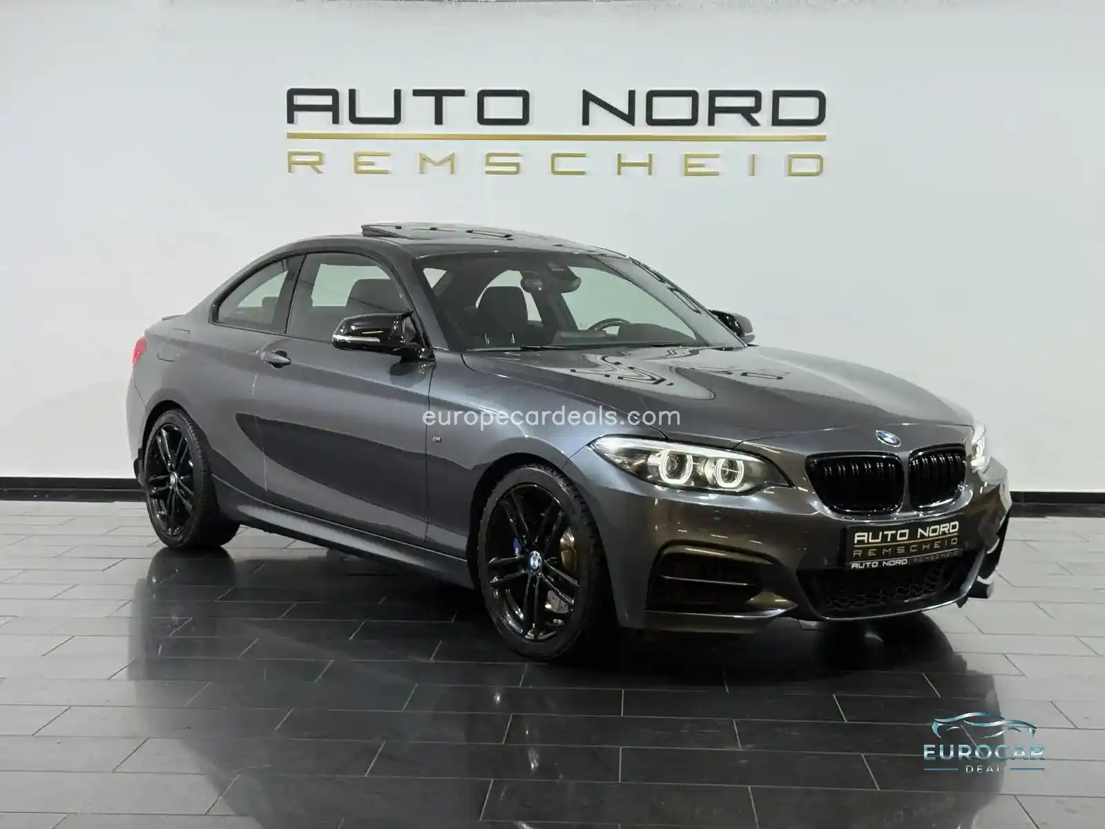BMW M240i