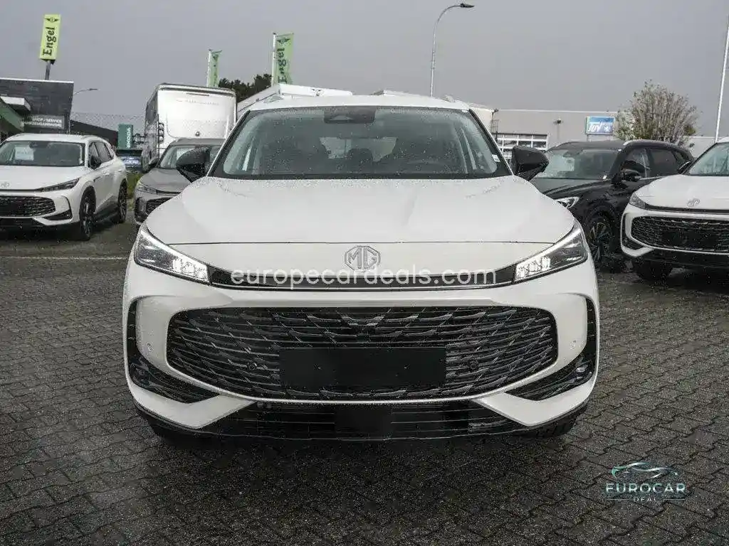 MG HS