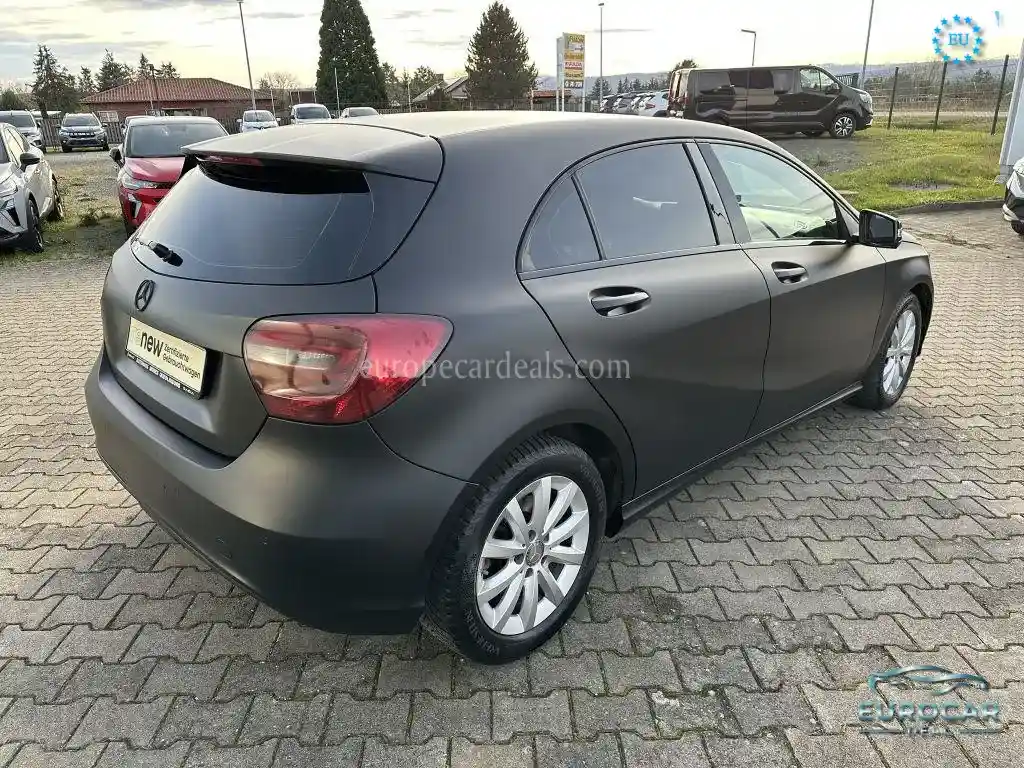 Mercedes-Benz A 200