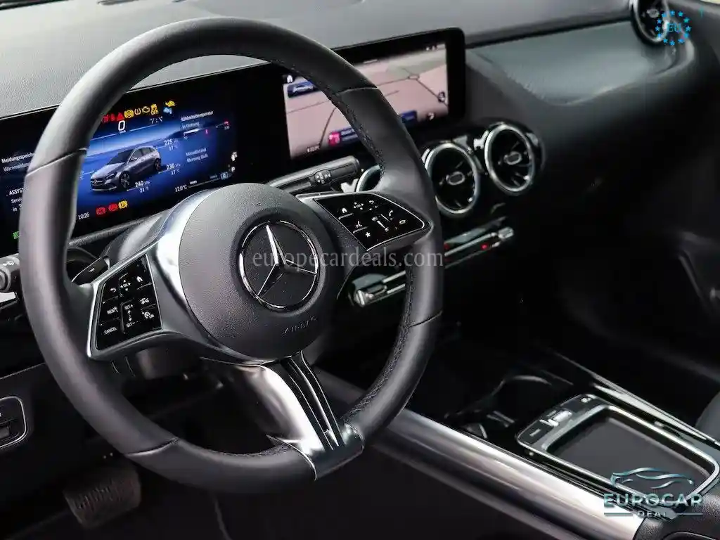 Mercedes-Benz B 180