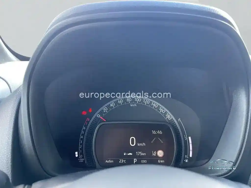 Toyota Aygo (X)