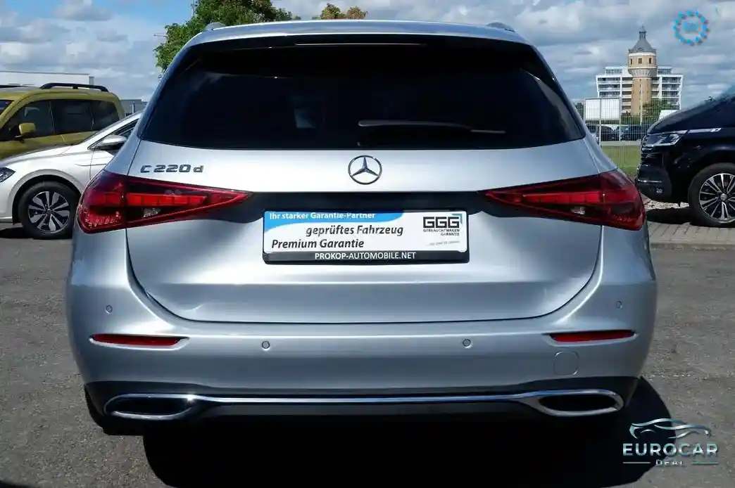 Mercedes-Benz C 220