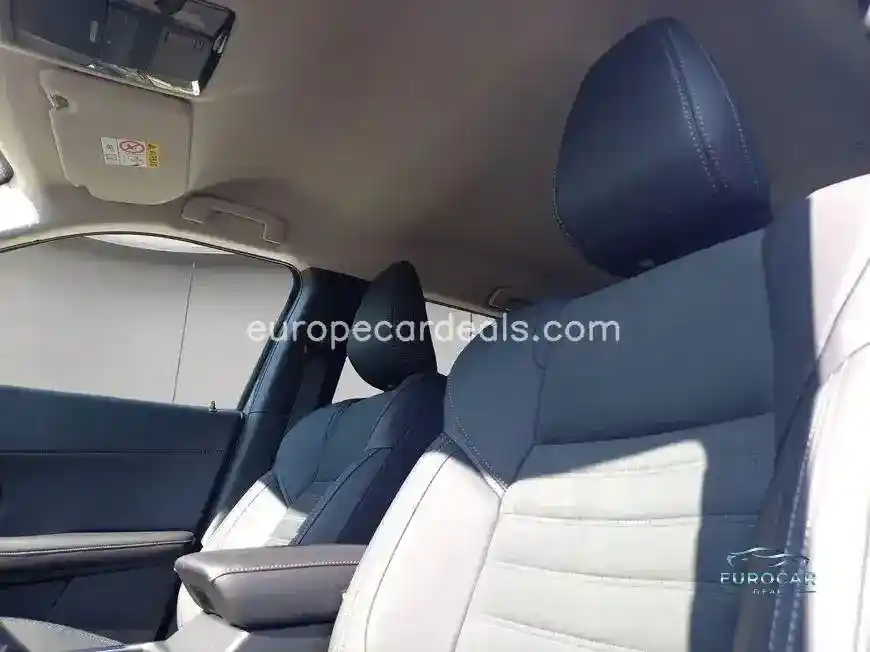 Mitsubishi Plug-in Hybrid Outlander