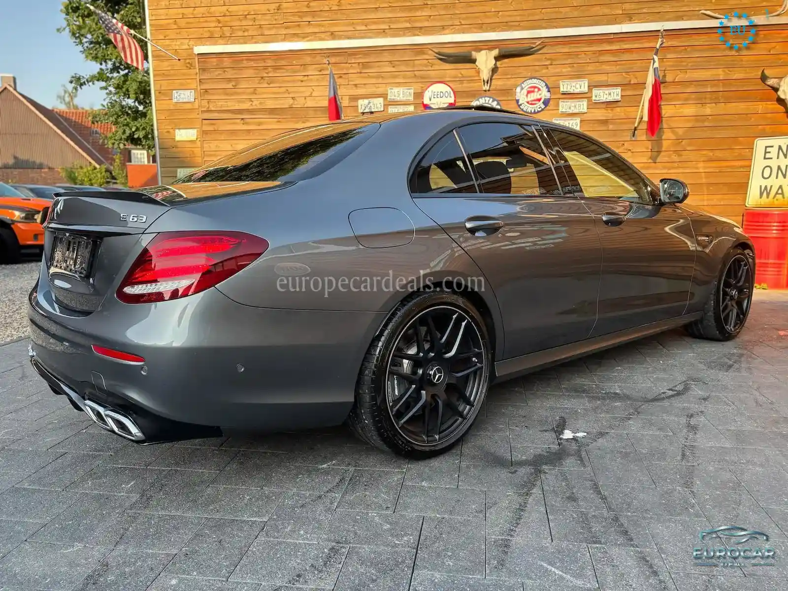 Mercedes-Benz E 63 AMG