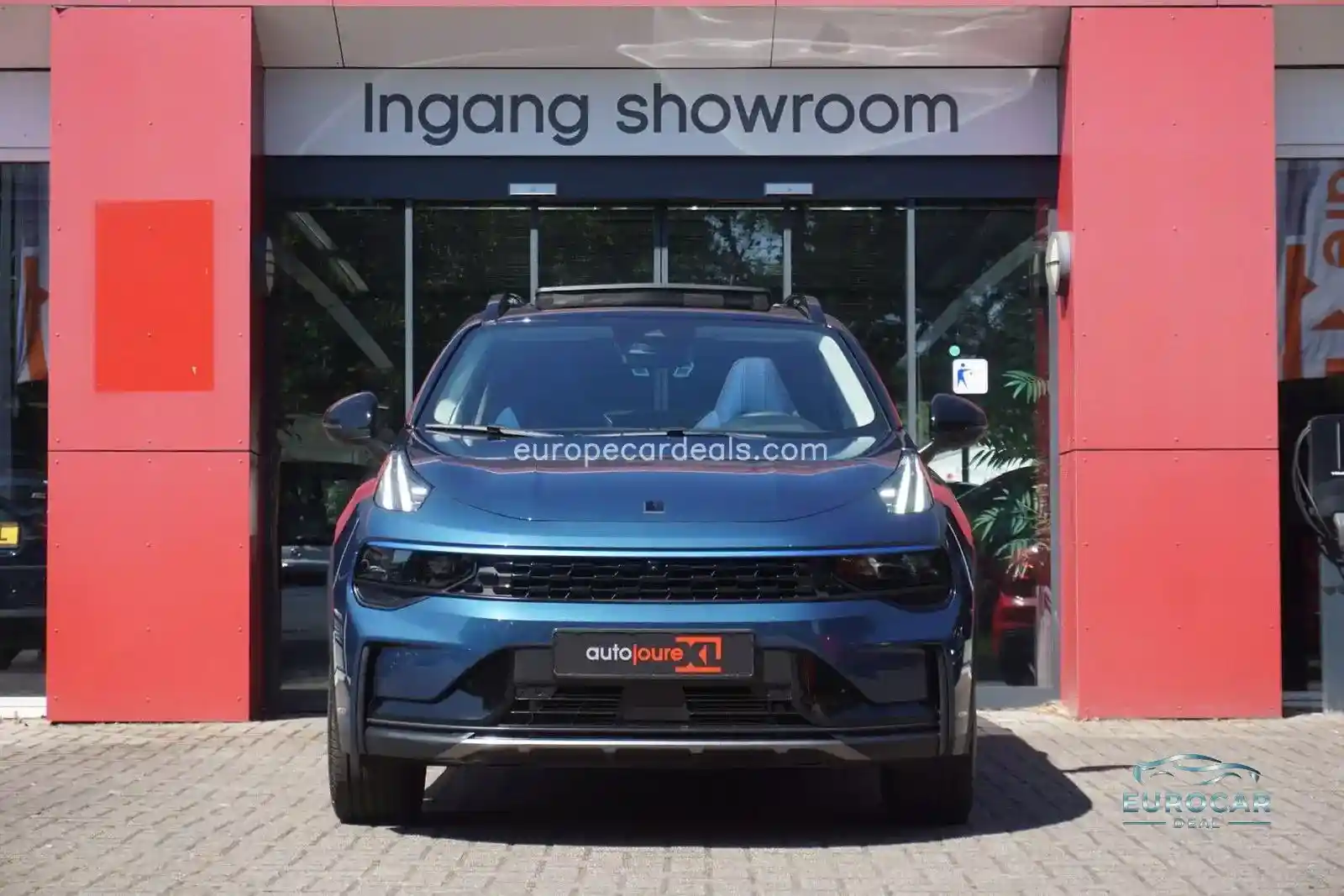 Lynk&Co 01