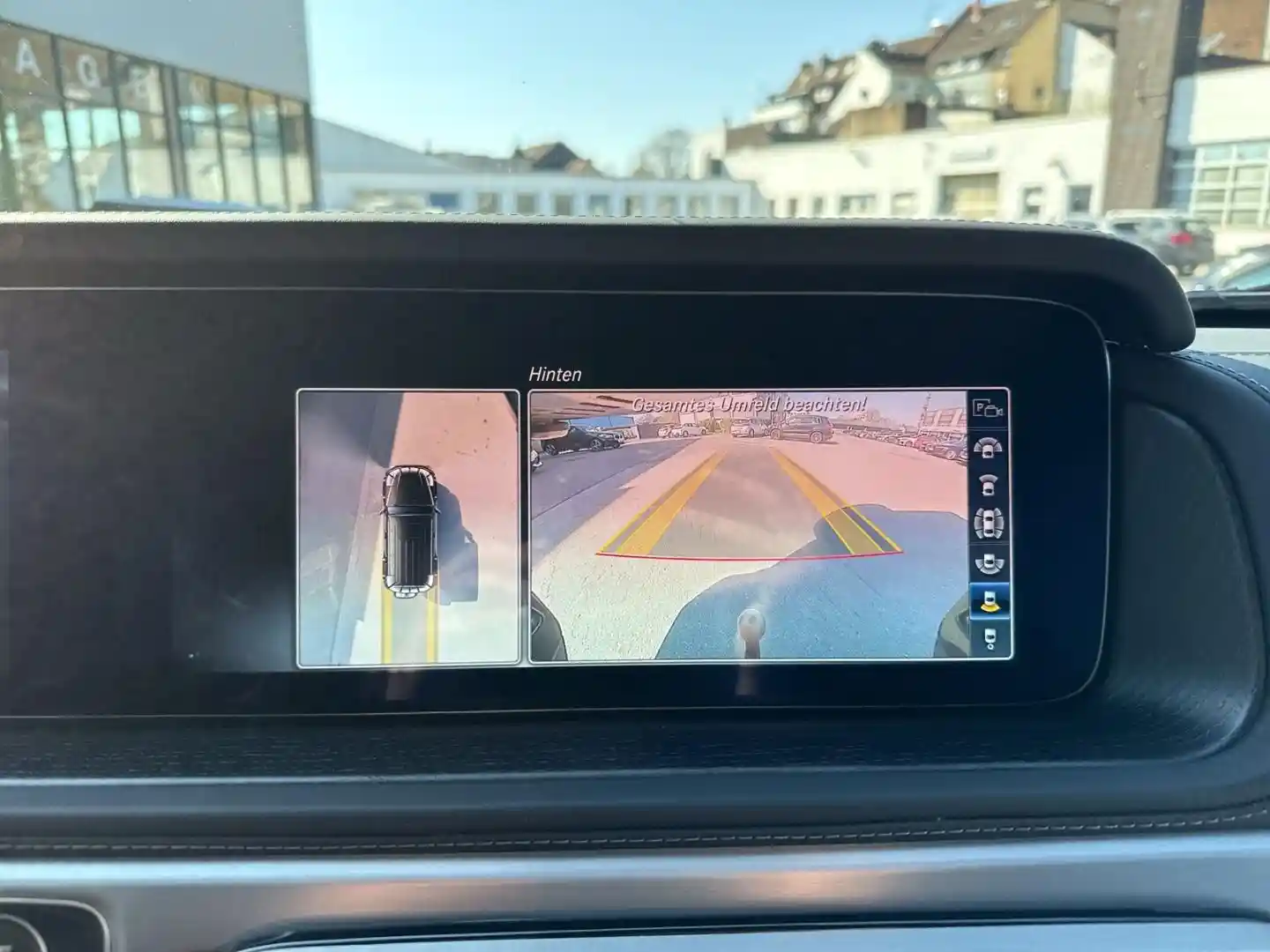 Mercedes-Benz G 500