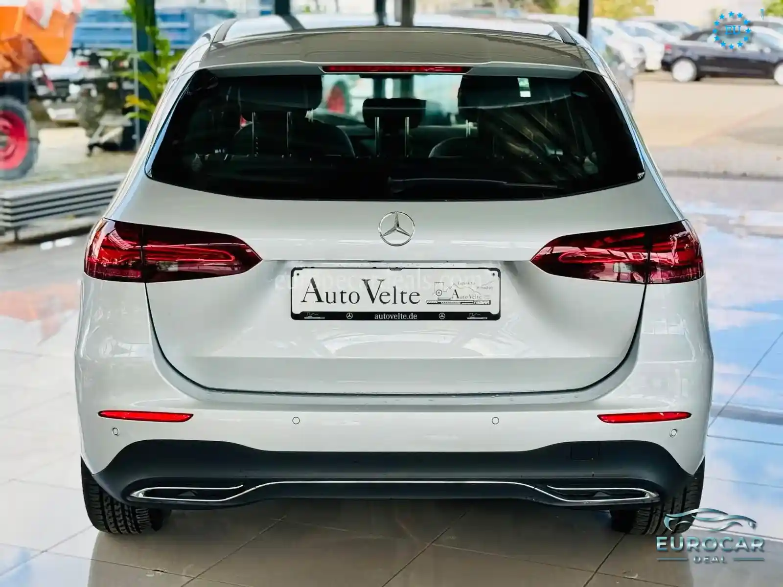 Mercedes-Benz B 220