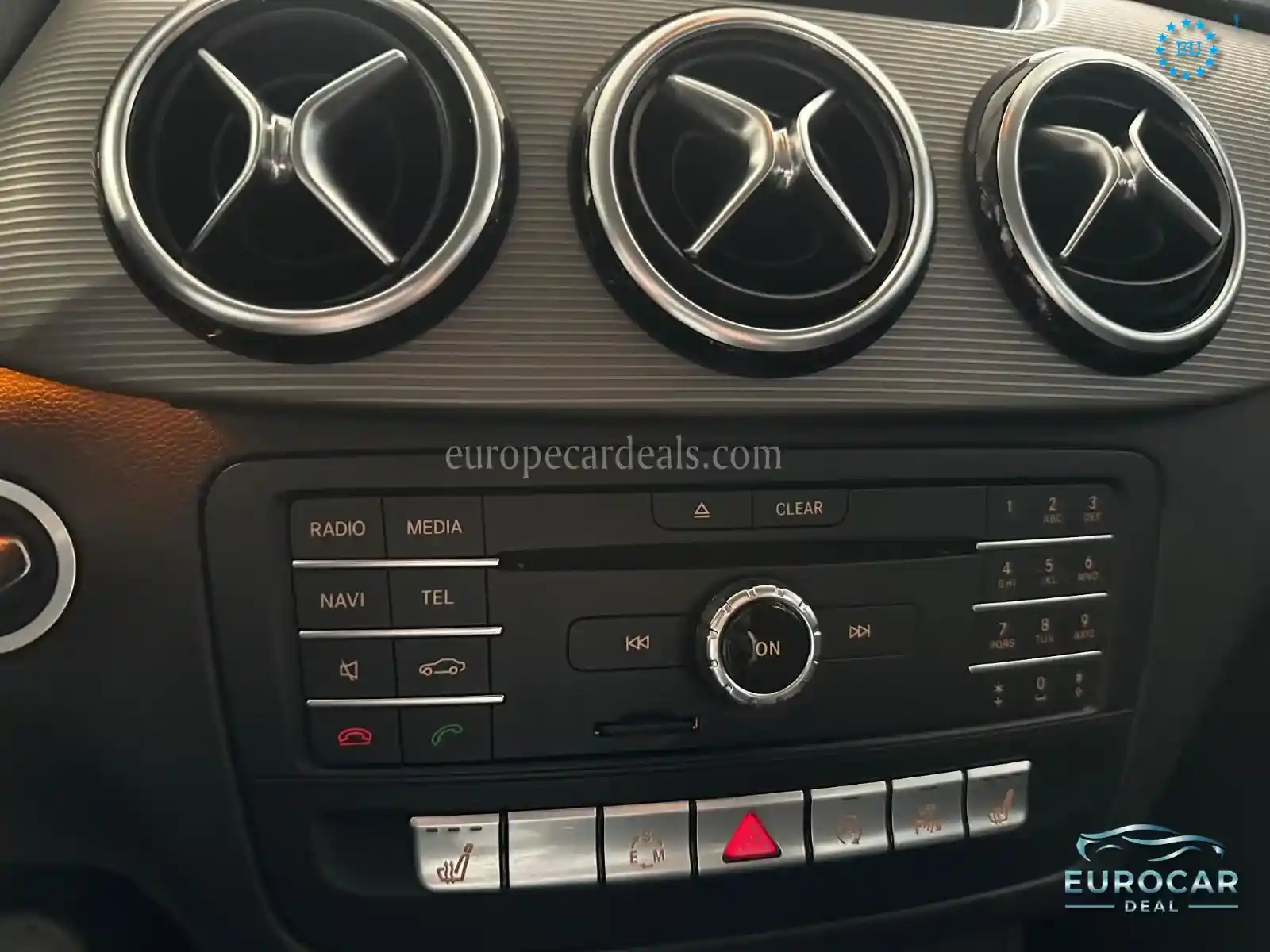 Mercedes-Benz B 200