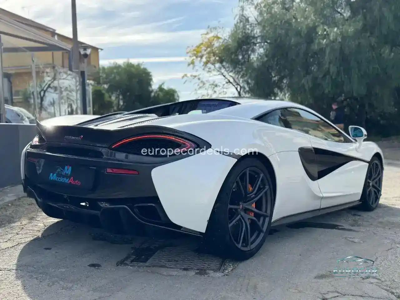 McLaren 570S