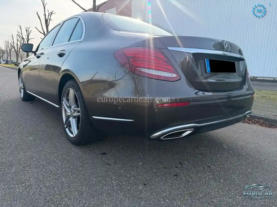 Mercedes-Benz E 400