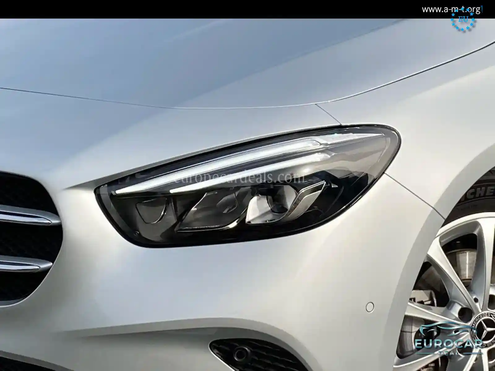 Mercedes-Benz B 180