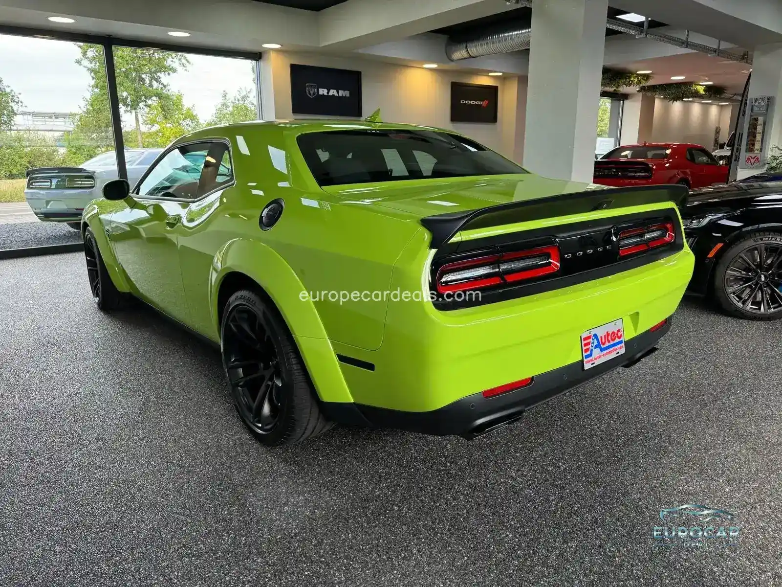 Dodge Challenger
