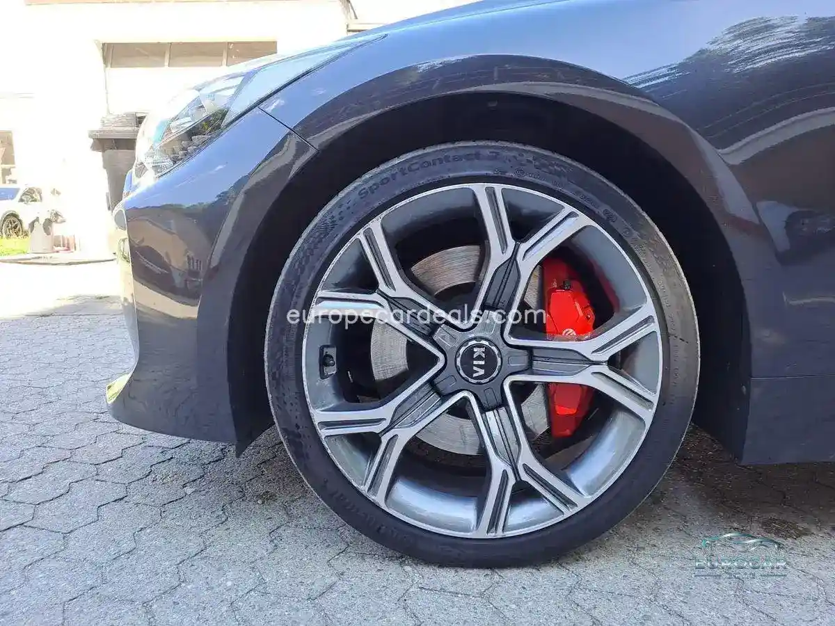 Kia Stinger