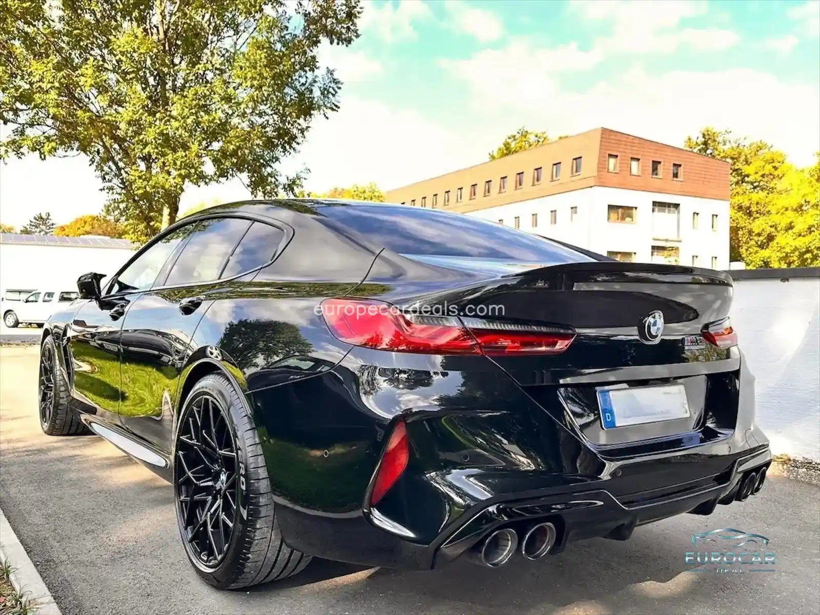 BMW M8