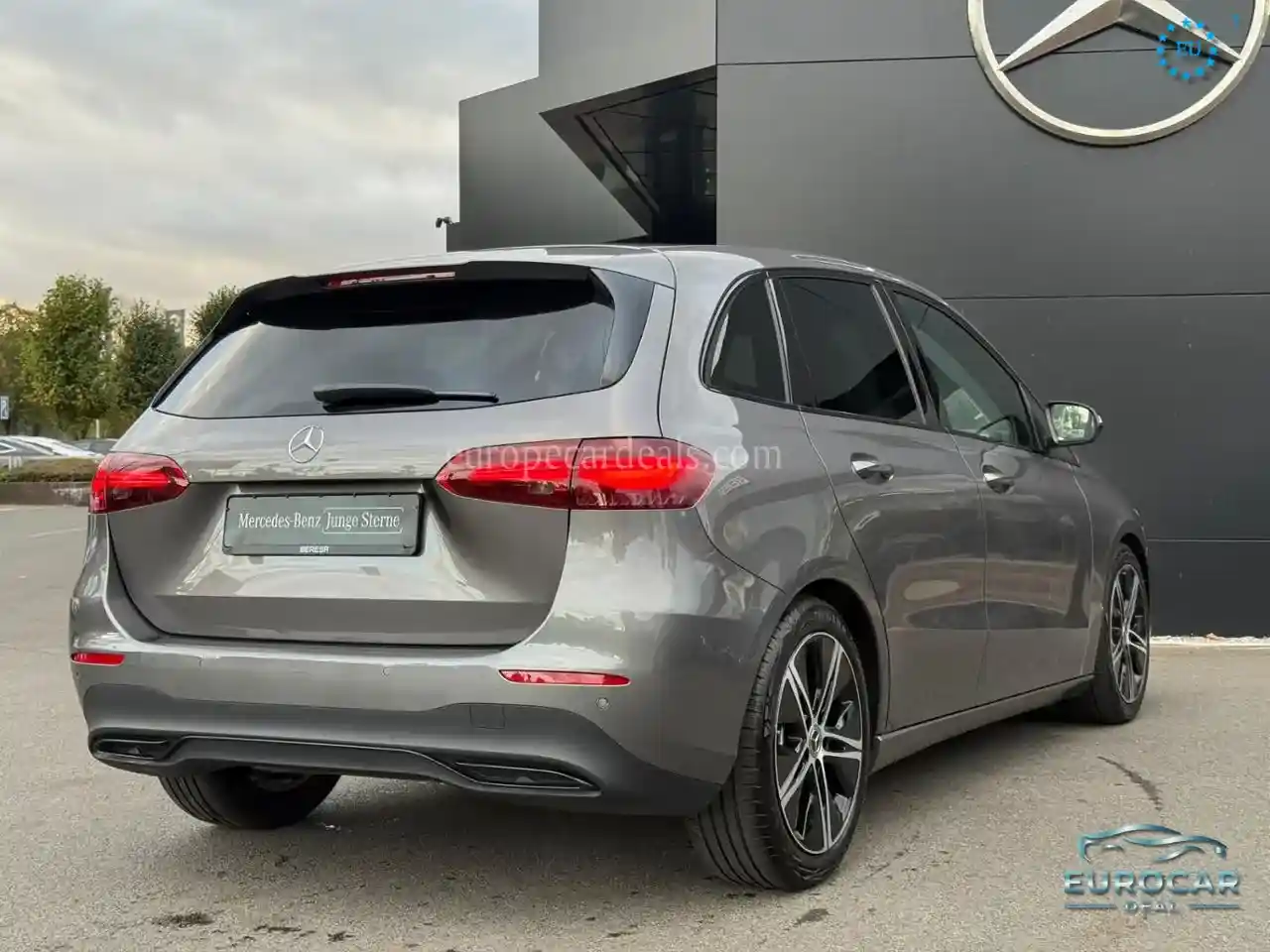 Mercedes-Benz B 200