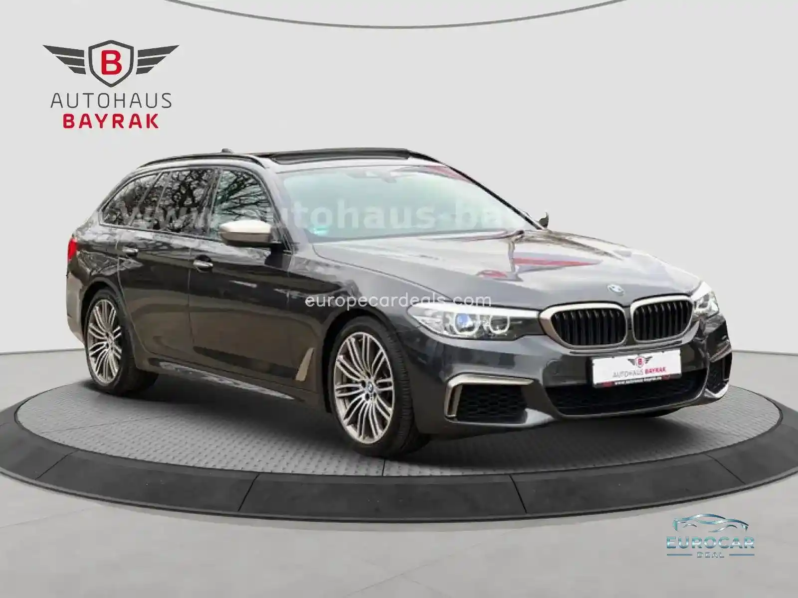 BMW M550
